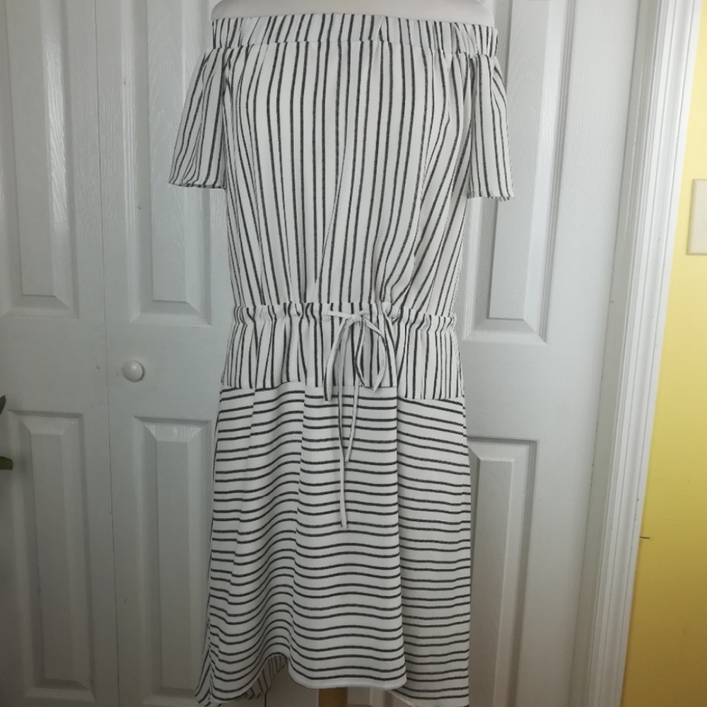 H by Halston Striped Off The Shoulder Dress Size Medium